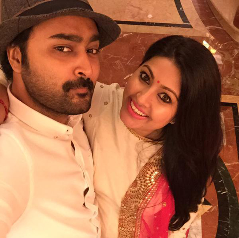 Prasanna Wishing Sneha On Their Wedding Anniversary Is Just Too Cute Jfw Just For Women