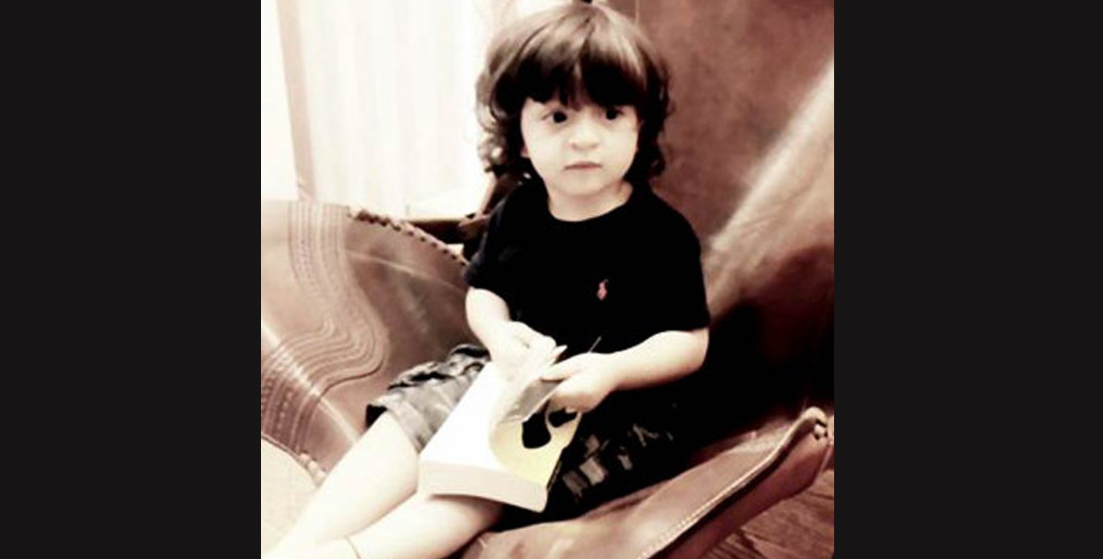 While Everyone Was Out Playing With Colours On Holi This Is What AbRam Khan  Did Instead | Entertainment