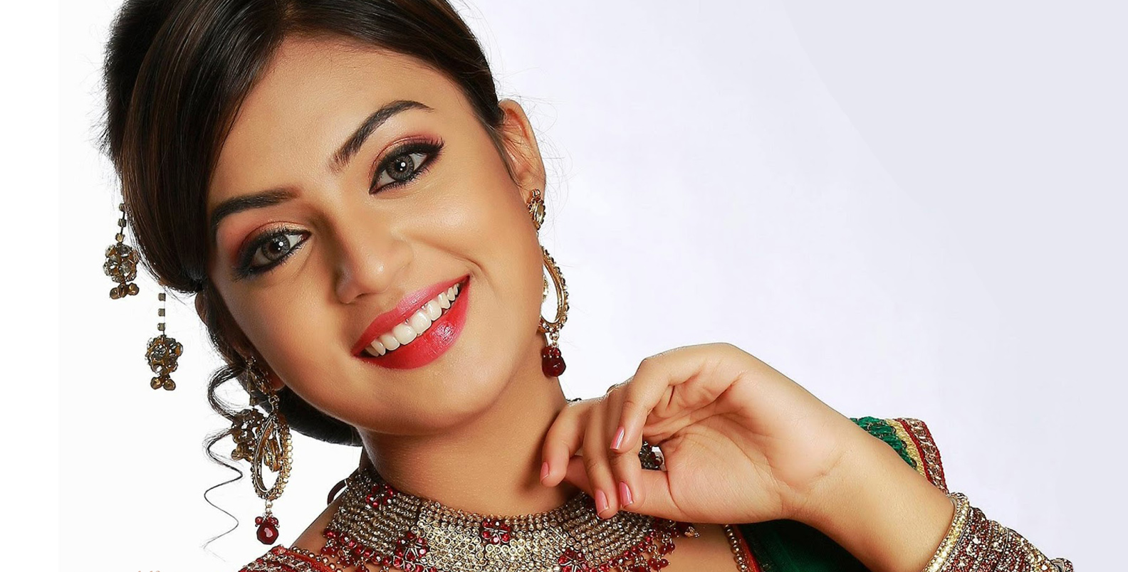 10 Times Nazriya Nazim Stole Our Heart With Her Cute Smile ...
